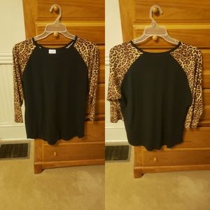 Lularoe Raglan Top